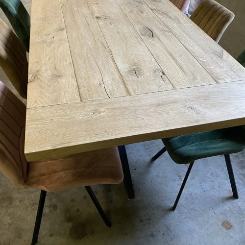 Robuuste tafel met matrix poot K10x4 en olie box - Afbeelding 11